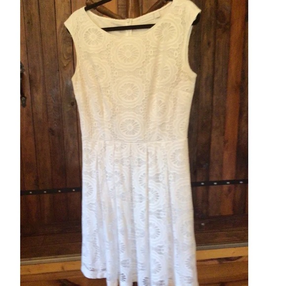 New York & Company A-Line Dress Women's 10 Sleeveless White Lined Lace Trim - Picture 4 of 14